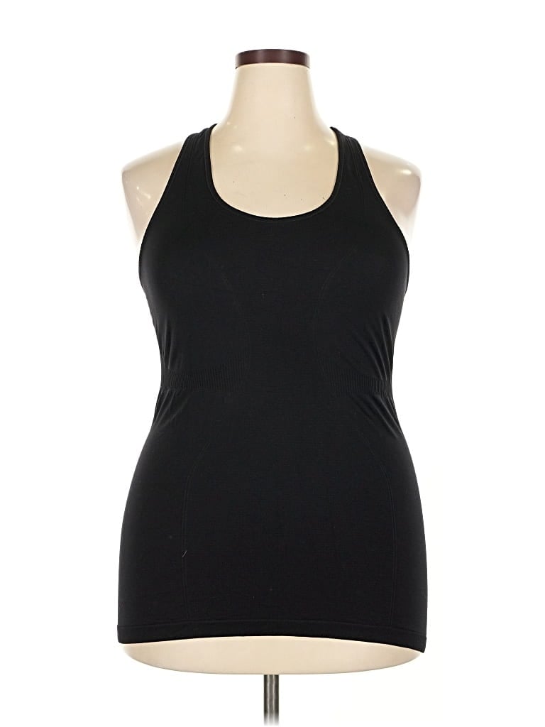 Pre-owned Zyia Active Tank Top Black Halter Neckline Tops
