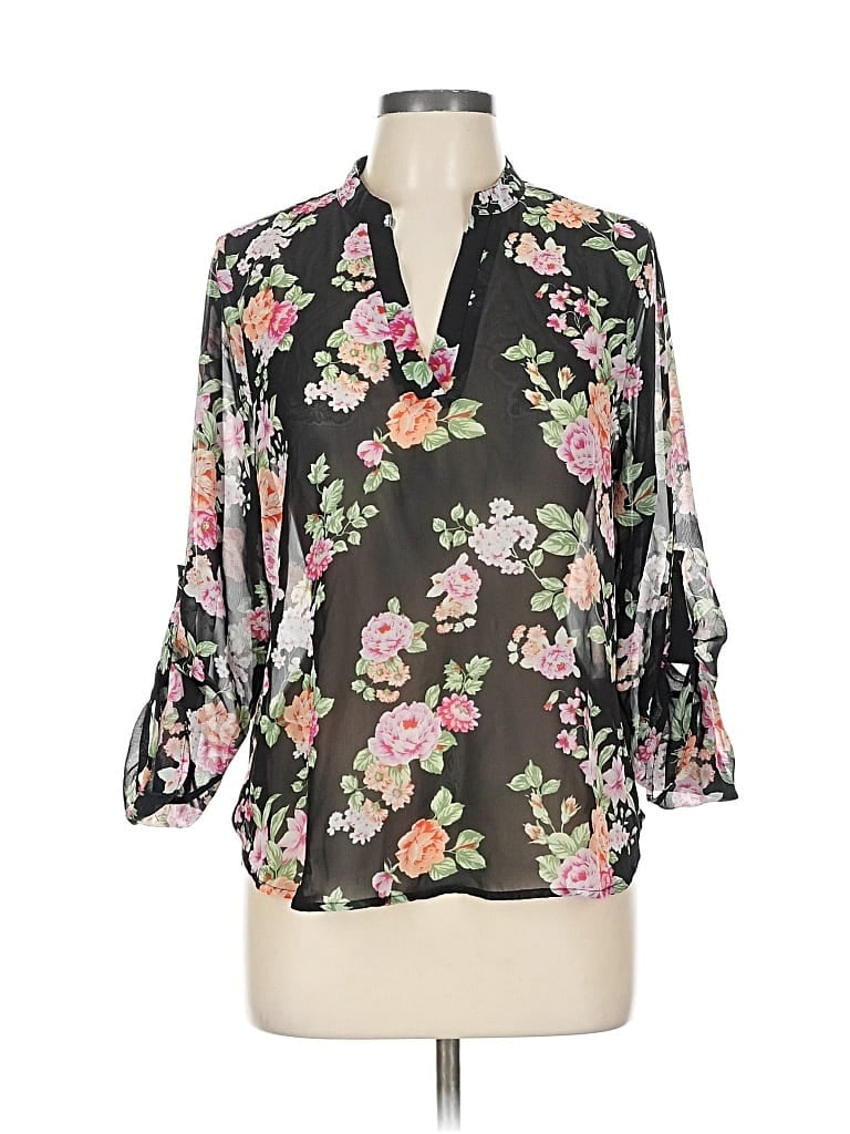 Click to view more detailed imagery on our partner's website Pre-owned Almost Famous 3/4 Sleeve Blouse In Black