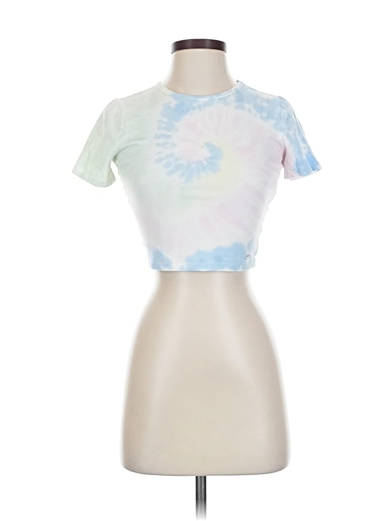 Click to view more detailed imagery on our partner's website Pre-owned Hollister Short Sleeve T-shirt In Blue