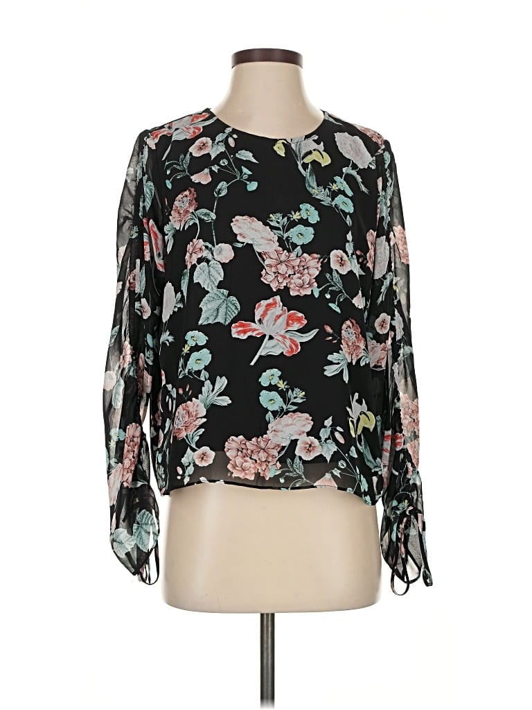 Pre-owned Vince Camuto Long Sleeve Blouse In Black