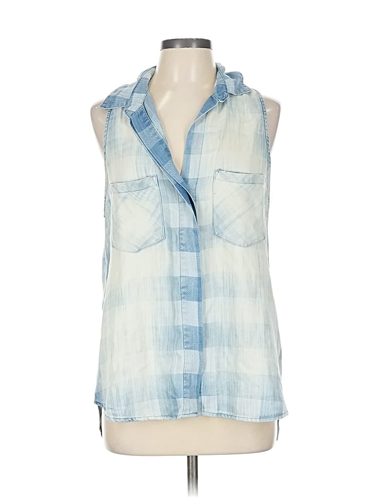 Click to view more detailed imagery on our partner's website Pre-owned Bella Dahl Sleeveless Button Down Shirt In Blue