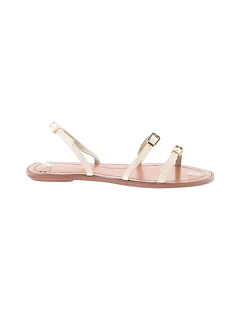Click to view more detailed imagery on our partner's website Pre-owned Zara Sandals In White