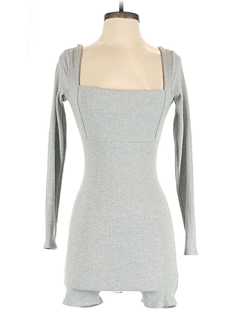 Pre-owned Fashion Nova Romper In Gray