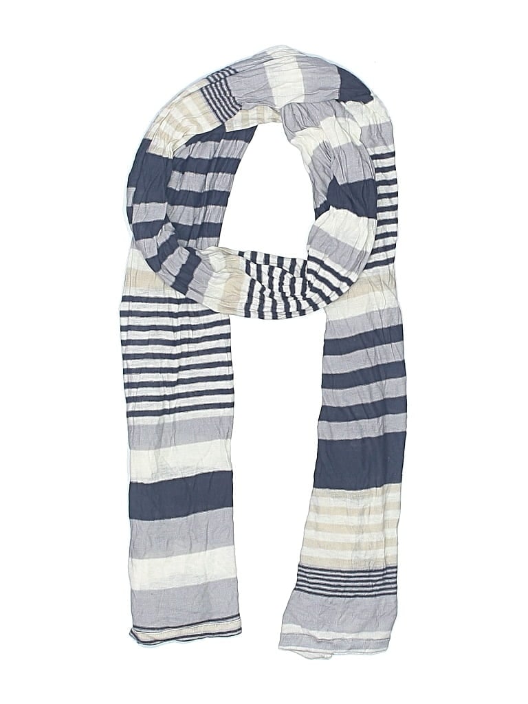 Pre-owned Old Navy Scarf In Gray