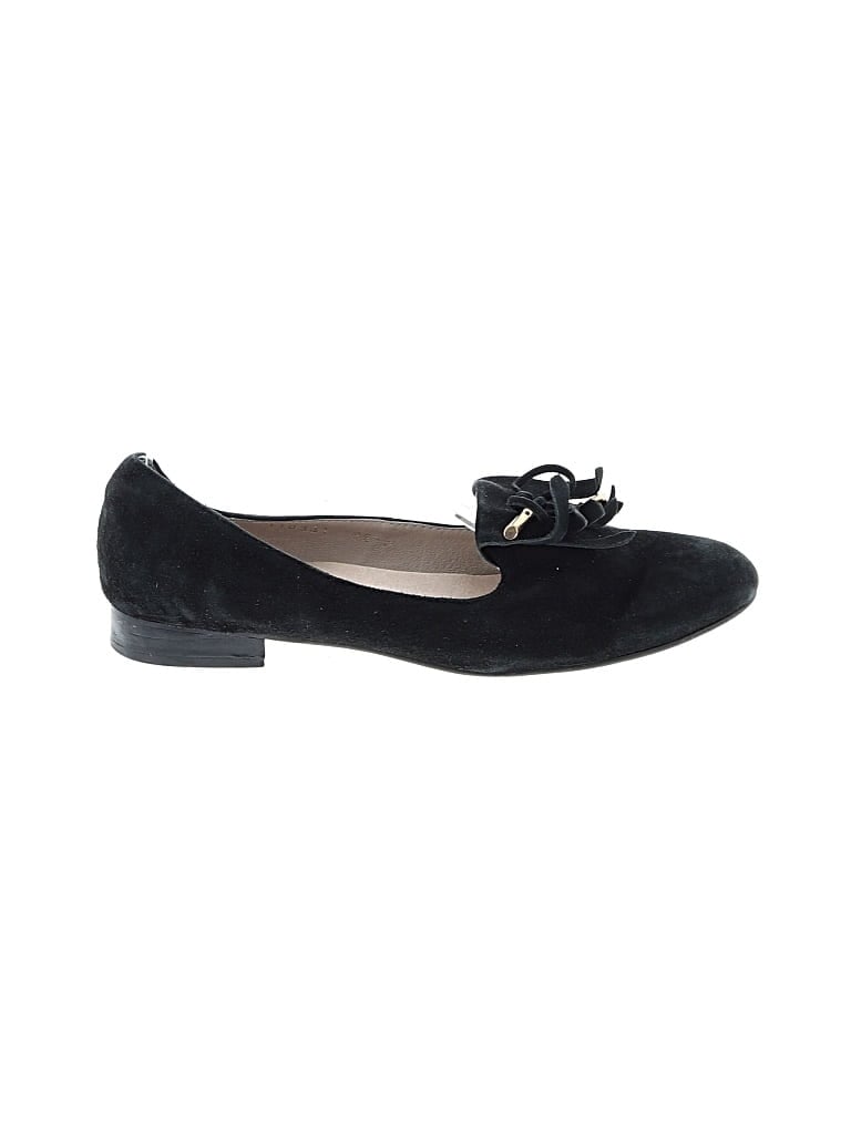 ALL BLACK Pre-owned Flats In Black