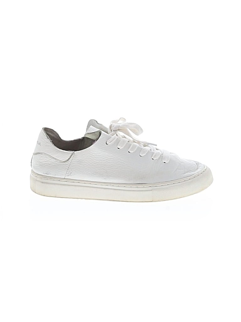 Click to view more detailed imagery on our partner's website Pre-owned Sam Edelman Sneakers In White
