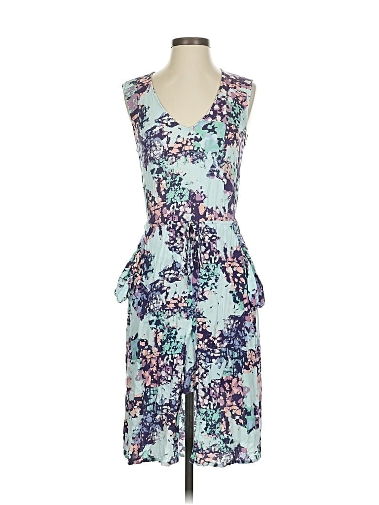 Pre-owned Bcbgmaxazria Casual Dress In Blue