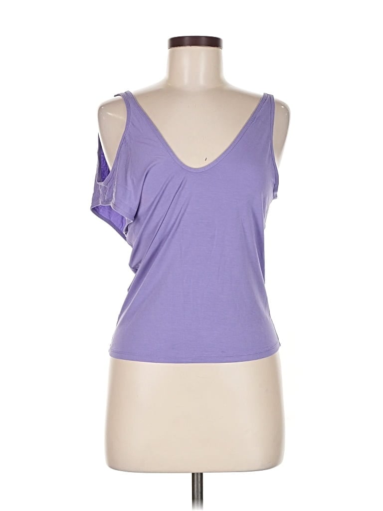 Pre-owned Lululemon Athletica Sleeveless T-shirt In Purple
