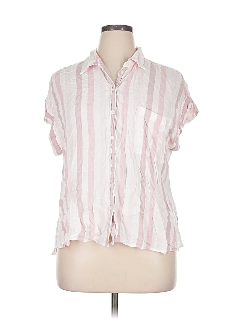 Click to view more detailed imagery on our partner's website Pre-owned Style & Co Short Sleeve Blouse In Pink