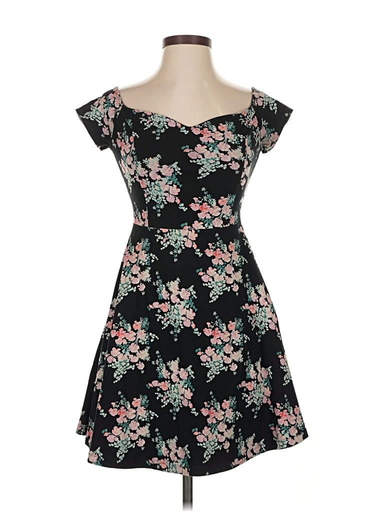 Pre-owned Express Casual Dress In Black
