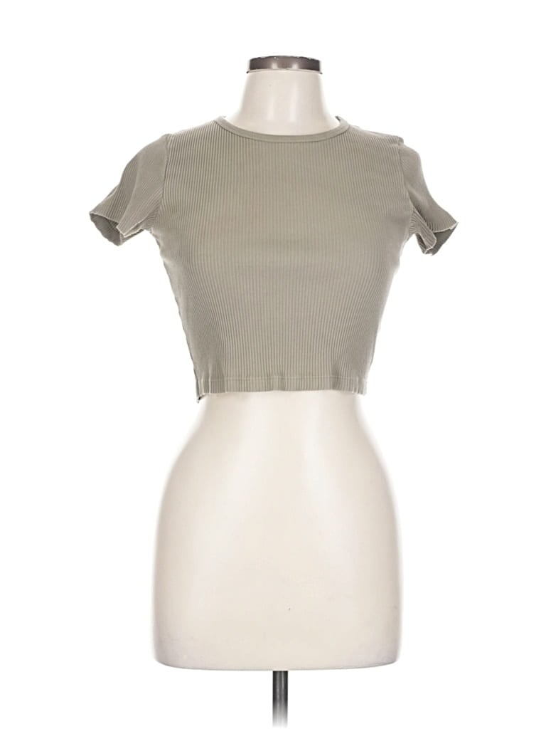 Pre-owned Uniqlo Short Sleeve T-shirt In Gray