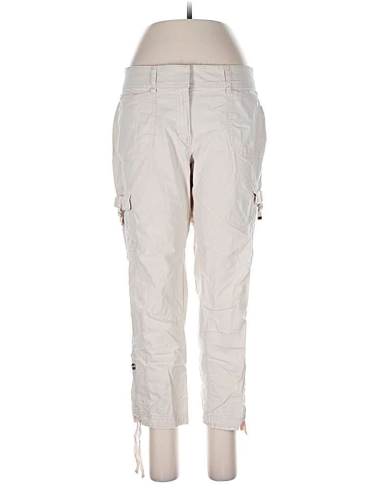 Click to view more detailed imagery on our partner's website Pre-owned White House Black Market Cargo Pants In White