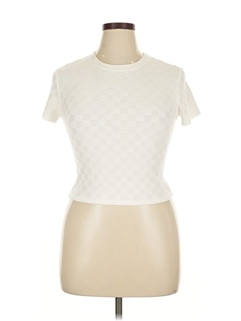Click to view more detailed imagery on our partner's website Pre-owned Atelier Short Sleeve Turtleneck In White