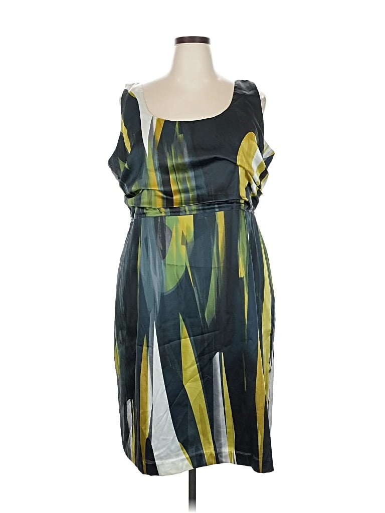 Pre-owned Tahari Cocktail Dress In Green