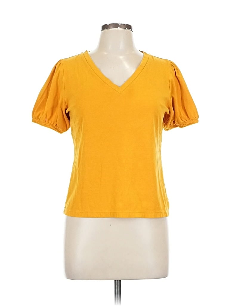 Click to view more detailed imagery on our partner's website Pre-owned Riley & Rae Short Sleeve T-shirt In Yellow