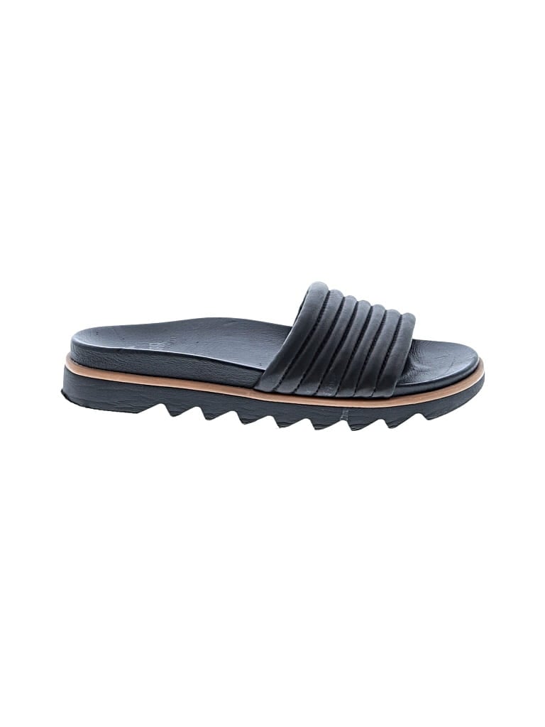 Click to view more detailed imagery on our partner's website Pre-owned Cougar Sandals In Black
