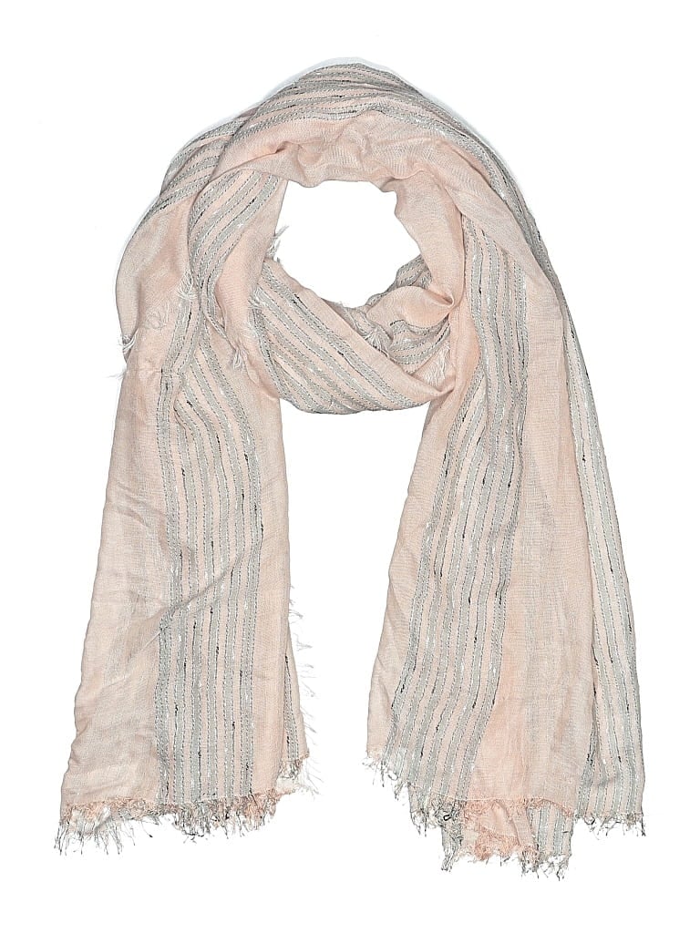 Click to view more detailed imagery on our partner's website Pre-owned Kw Fashion Scarf In Pink