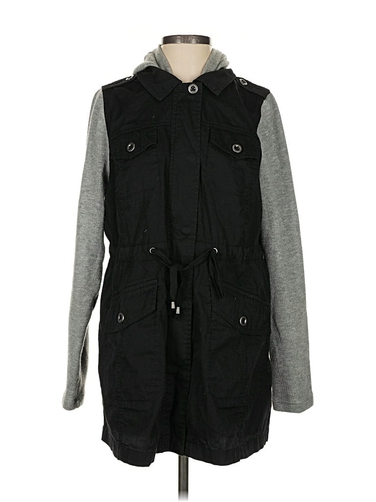 Pre-owned Torrid Coat In Black