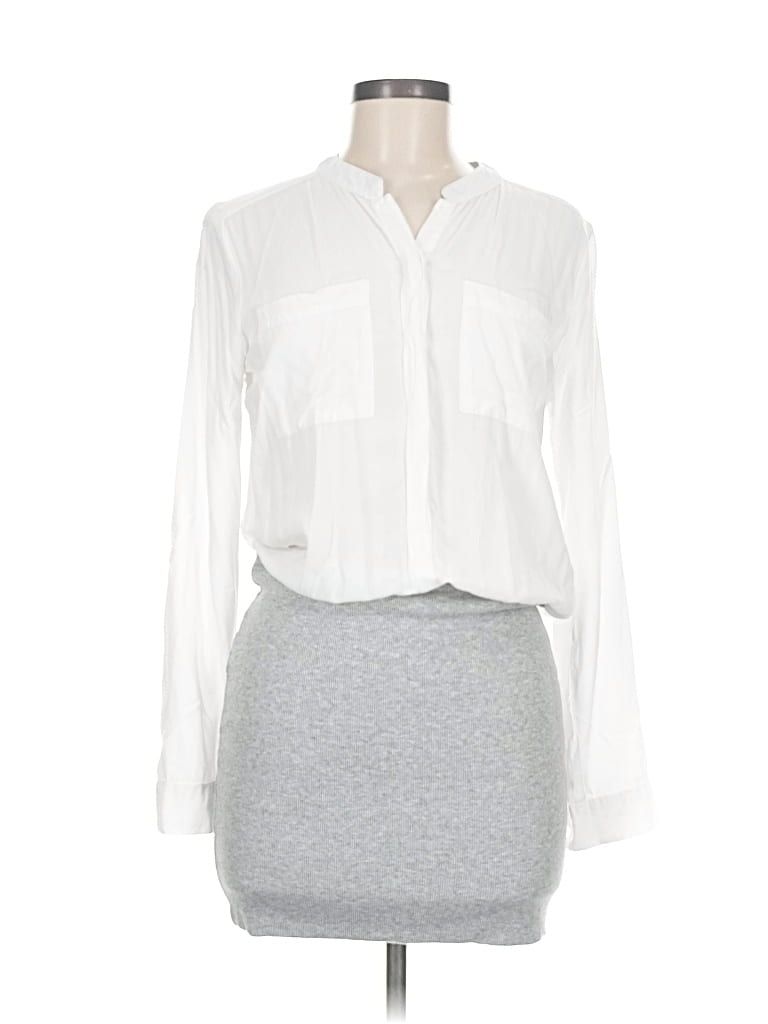 Click to view more detailed imagery on our partner's website Pre-owned Splendid Casual Dress In White