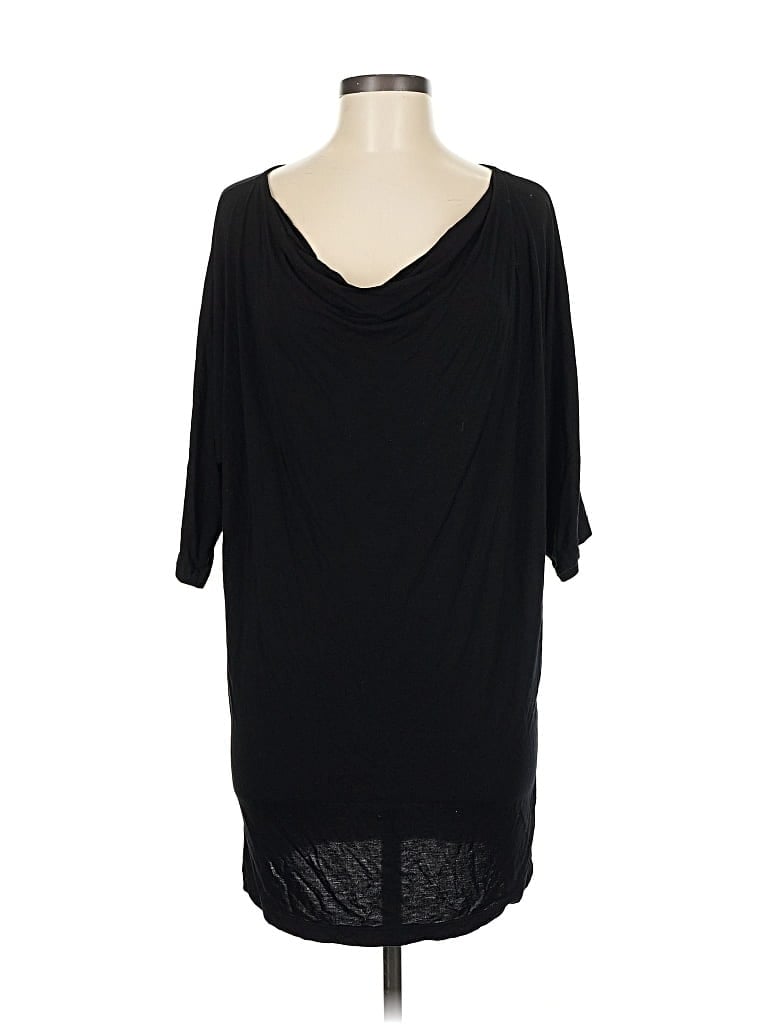 Click to view more detailed imagery on our partner's website Pre-owned Michael Stars 3/4 Sleeve T-shirt In Black