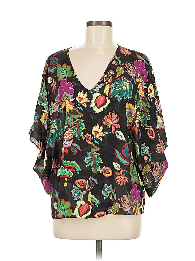Click to view more detailed imagery on our partner's website Pre-owned Natori 3/4 Sleeve Blouse In Black