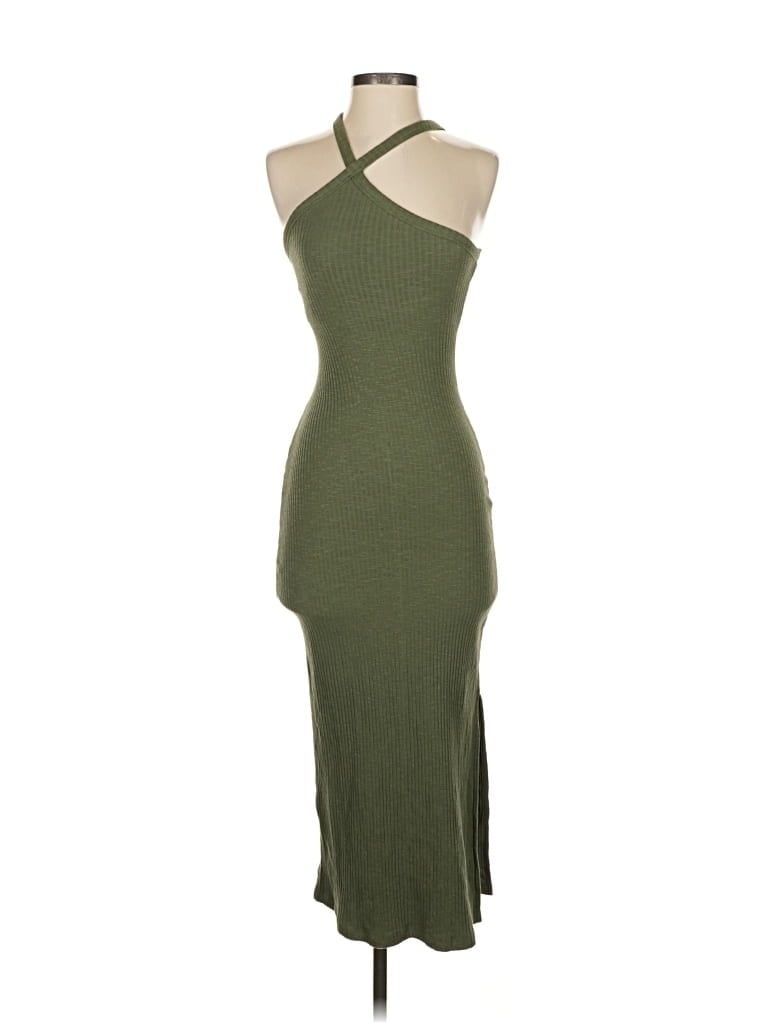 Click to view more detailed imagery on our partner's website Pre-owned Old Navy Cocktail Dress In Green