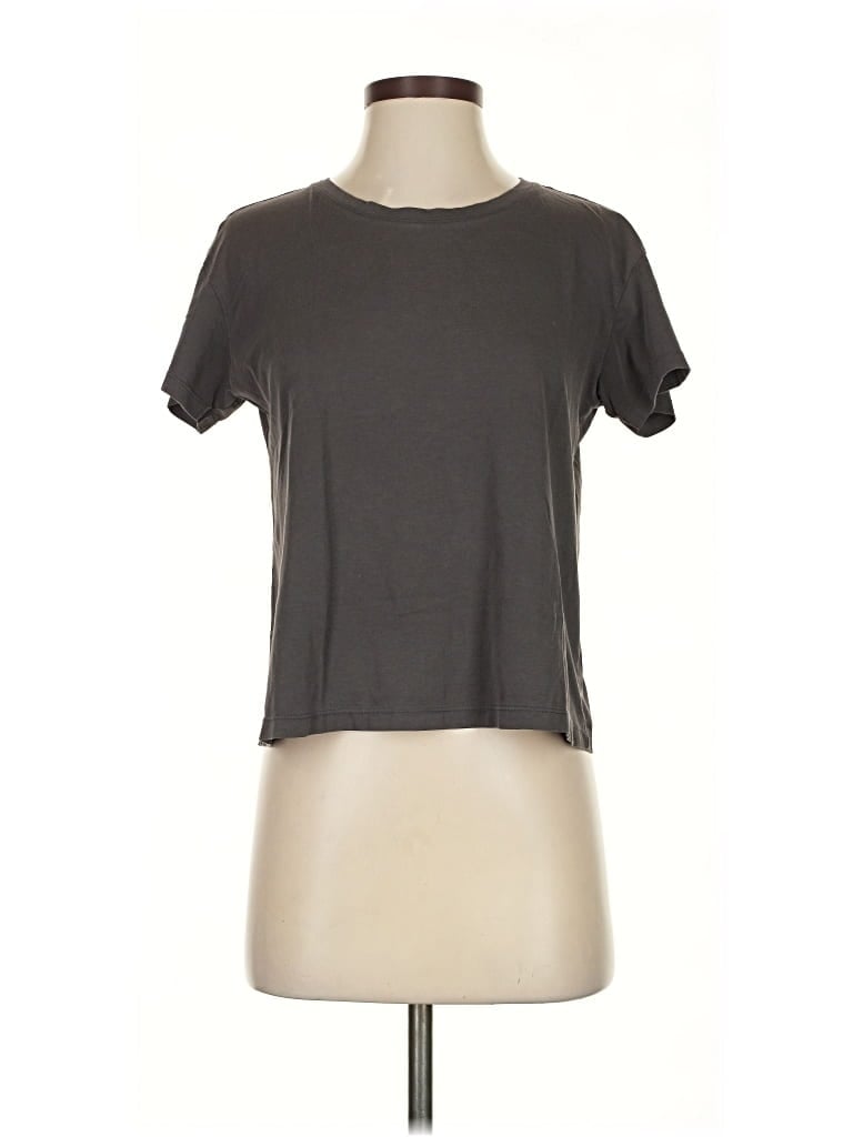 Pre-owned Uniqlo Short Sleeve T-shirt In Gray
