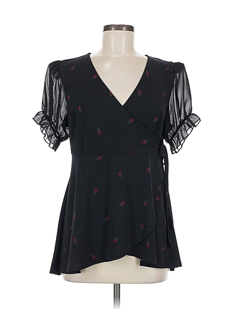 Pre-owned Torrid Short Sleeve Blouse In Black
