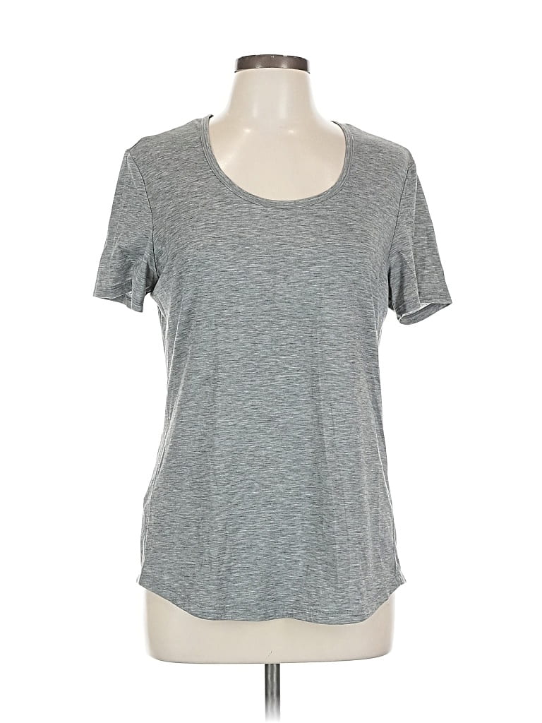 Pre-owned Lucy Active T-shirt In Gray