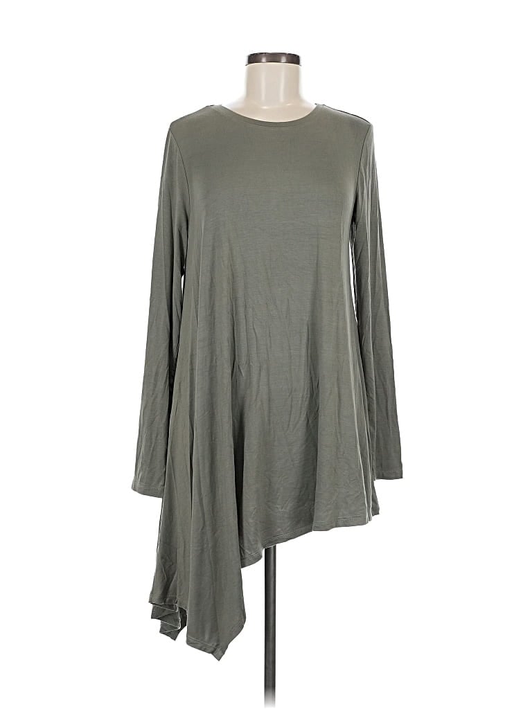 Pre-owned Logo By Lori Goldstein Long Sleeve Top Gray Boatneck Tops