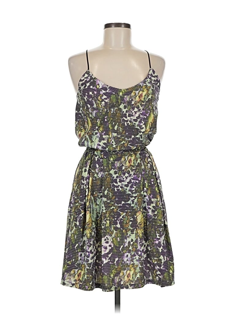 Pre-owned Lululemon Athletica Casual Dress In Green