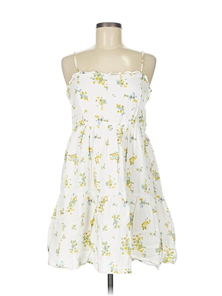 Pre-owned Wild Fable Casual Dress In White