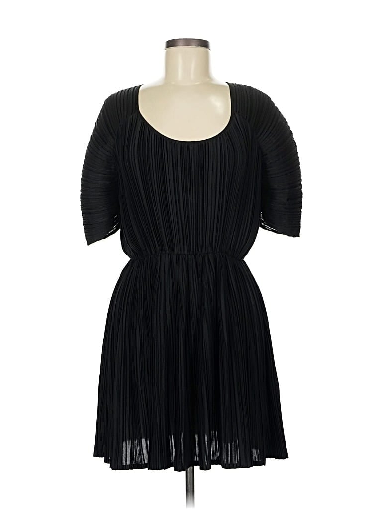 Click to view more detailed imagery on our partner's website Pre-owned Alice Mccall Cocktail Dress In Black