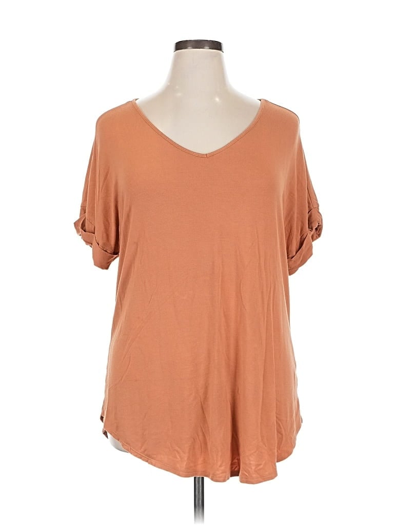 Pre-owned Zenana Short Sleeve T-shirt In Brown