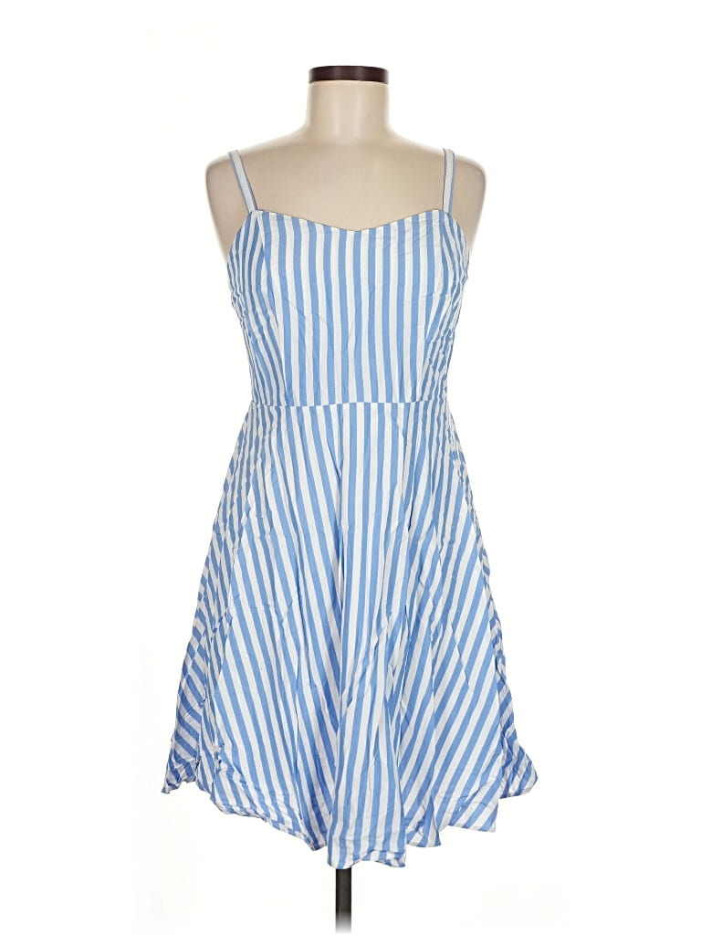 Pre-owned Old Navy Casual Dress In Blue