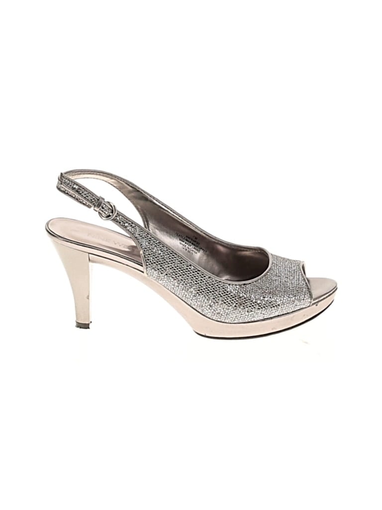 NINE WEST Pre-owned Heels In Silver