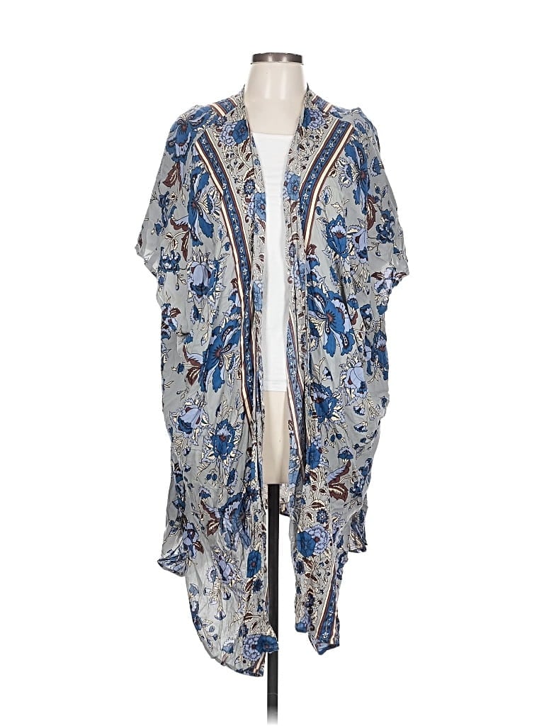 Click to view more detailed imagery on our partner's website Pre-owned Angie Kimono In Blue