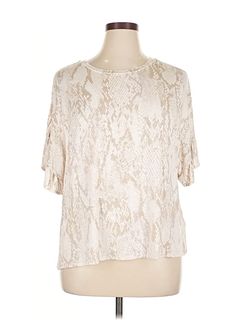 Pre-owned Lularoe 3/4 Sleeve T-shirt In White