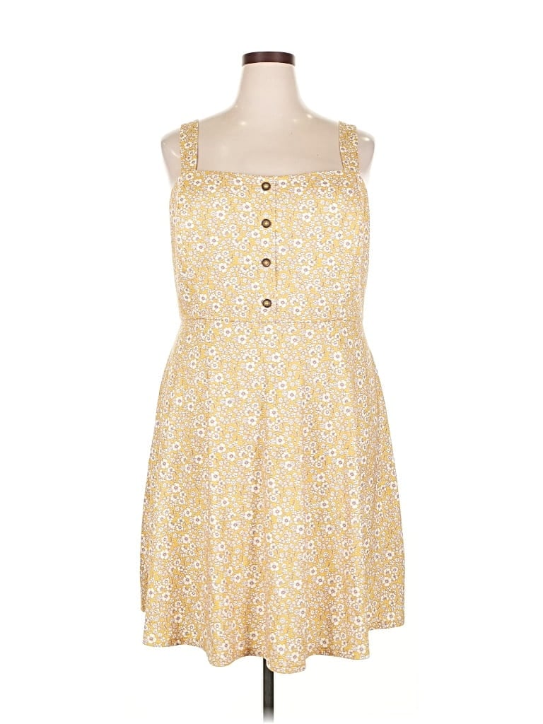 Pre-owned Nine Britton Casual Dress In Yellow