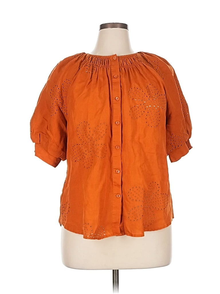 Click to view more detailed imagery on our partner's website Pre-owned Chico's Short Sleeve Blouse In Orange