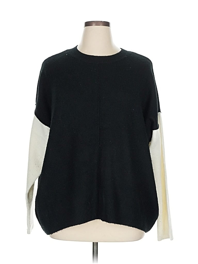 Pre-owned Vince Camuto Pullover Sweater In Black