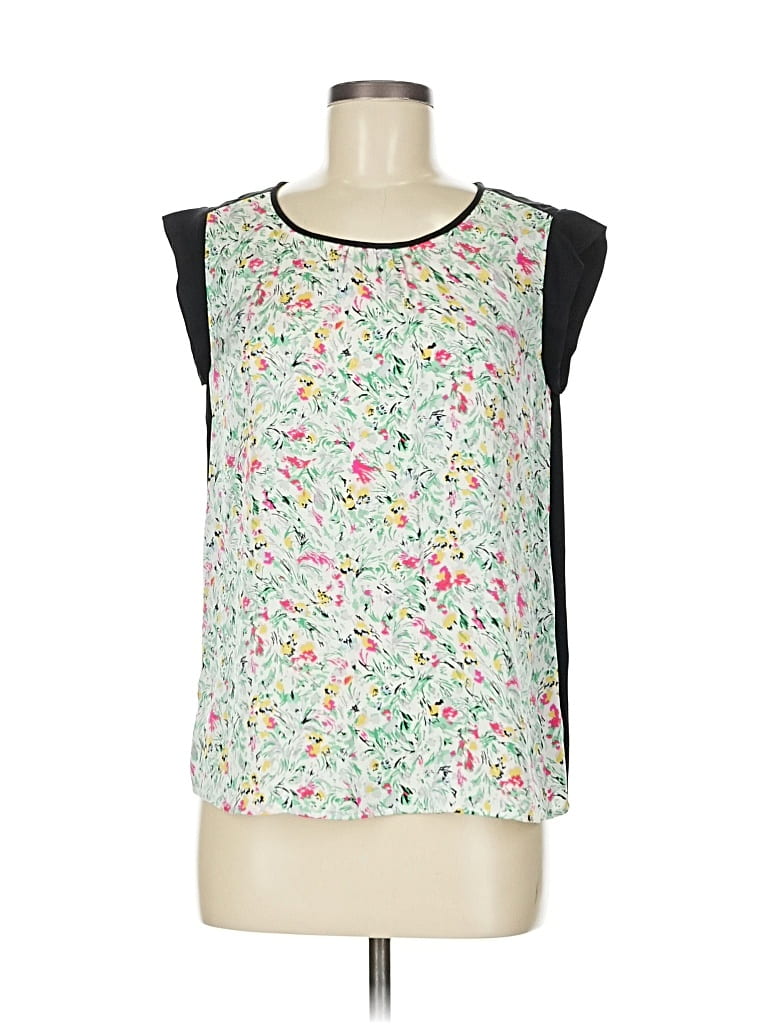 Click to view more detailed imagery on our partner's website Pre-owned Joie Sleeveless Silk Top Green Scoop Neck Tops