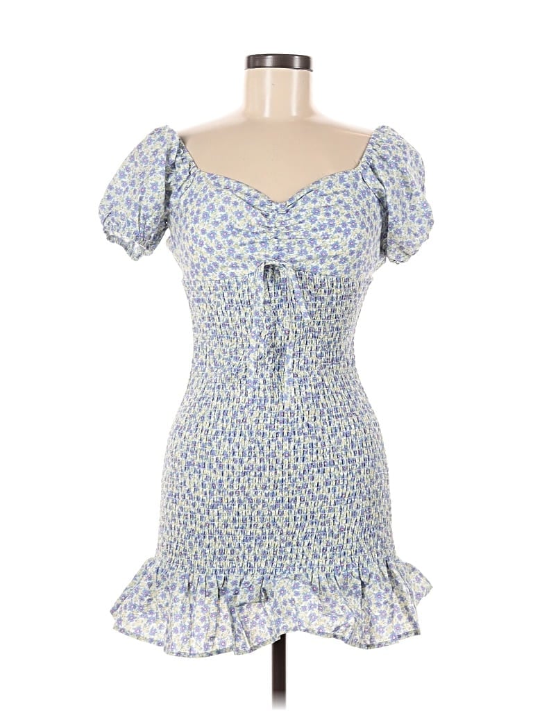 Click to view more detailed imagery on our partner's website Pre-owned Storia Casual Dress In Blue