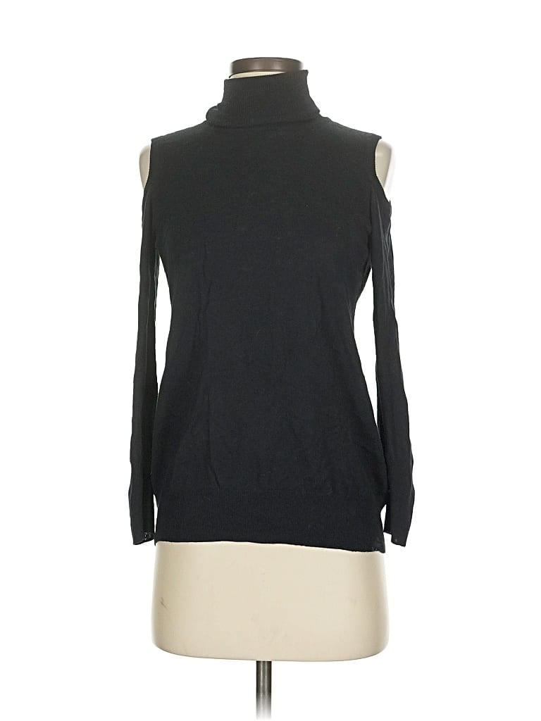 Click to view more detailed imagery on our partner's website Pre-owned Who What Wear Sleeveless Turtleneck In Black