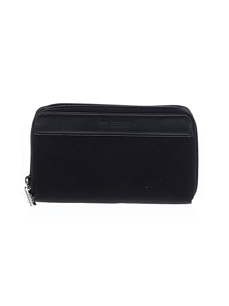Click to view more detailed imagery on our partner's website Pre-owned Enzo Angiolini Wallet In Black