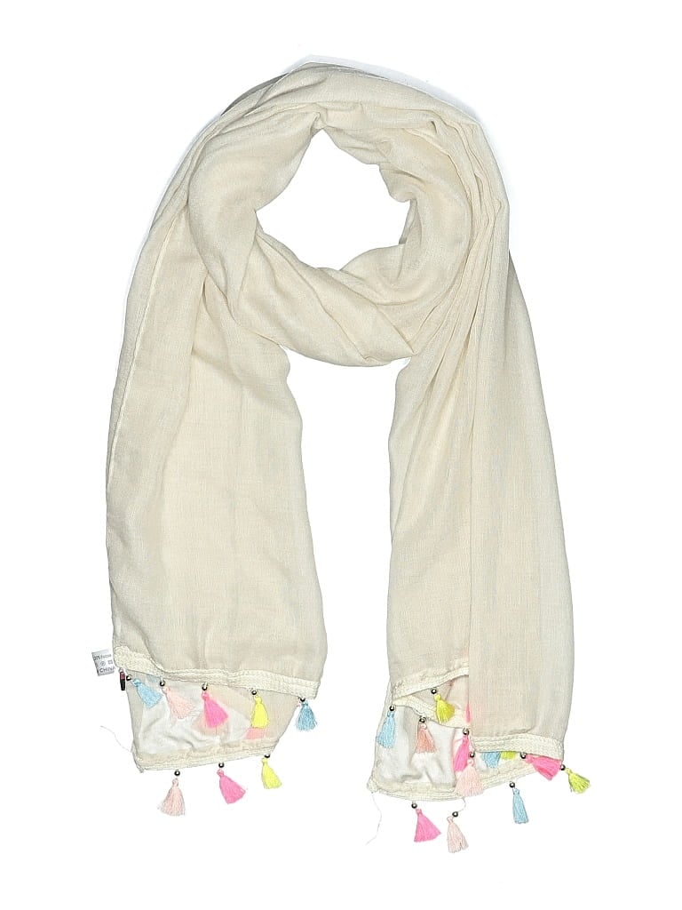 Click to view more detailed imagery on our partner's website Pre-owned Unbranded Scarf In White