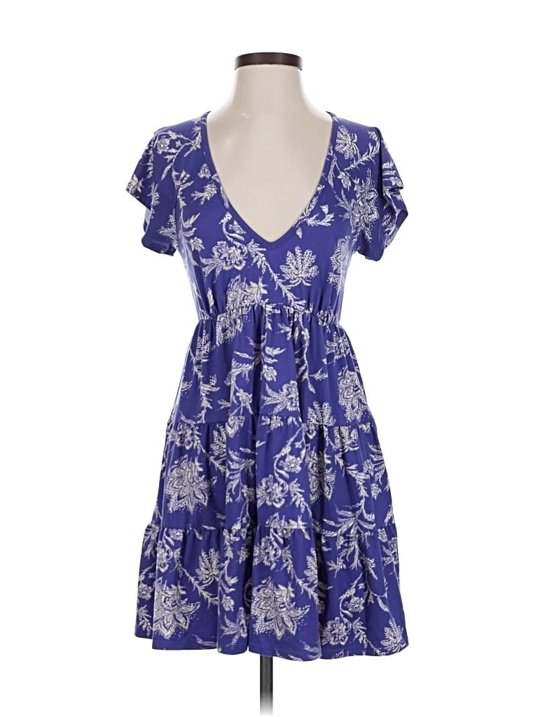 Pre-owned Urban Outfitters Casual Dress In Blue