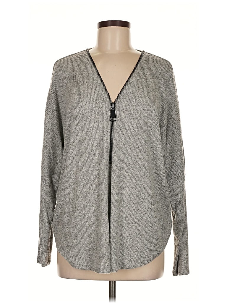 Click to view more detailed imagery on our partner's website Pre-owned Ariella Pullover Sweater In Gray