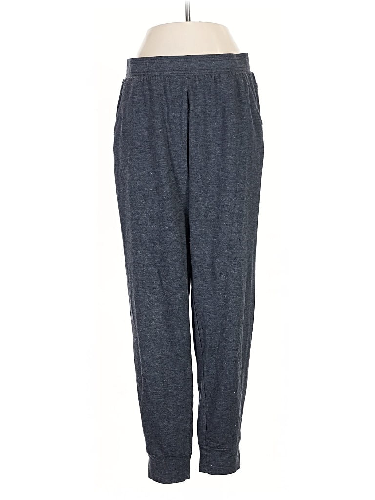 Click to view more detailed imagery on our partner's website Pre-owned Eddie Bauer Casual Pants In Gray