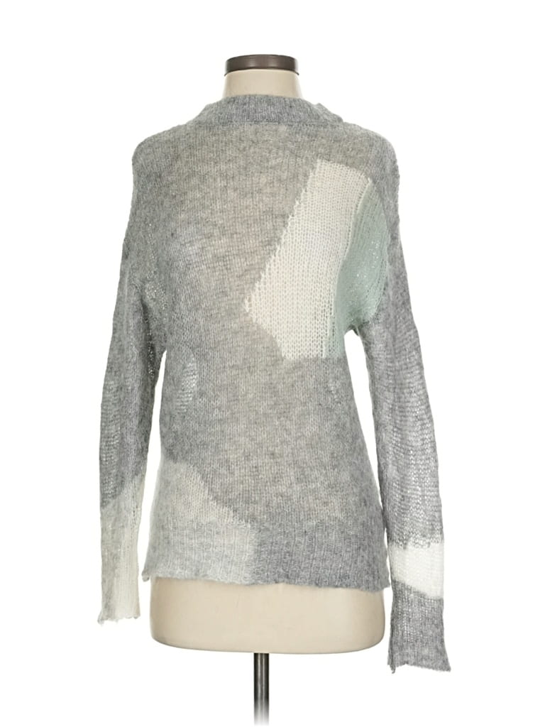 Click to view more detailed imagery on our partner's website Pre-owned Zara Turtleneck Sweater In Gray